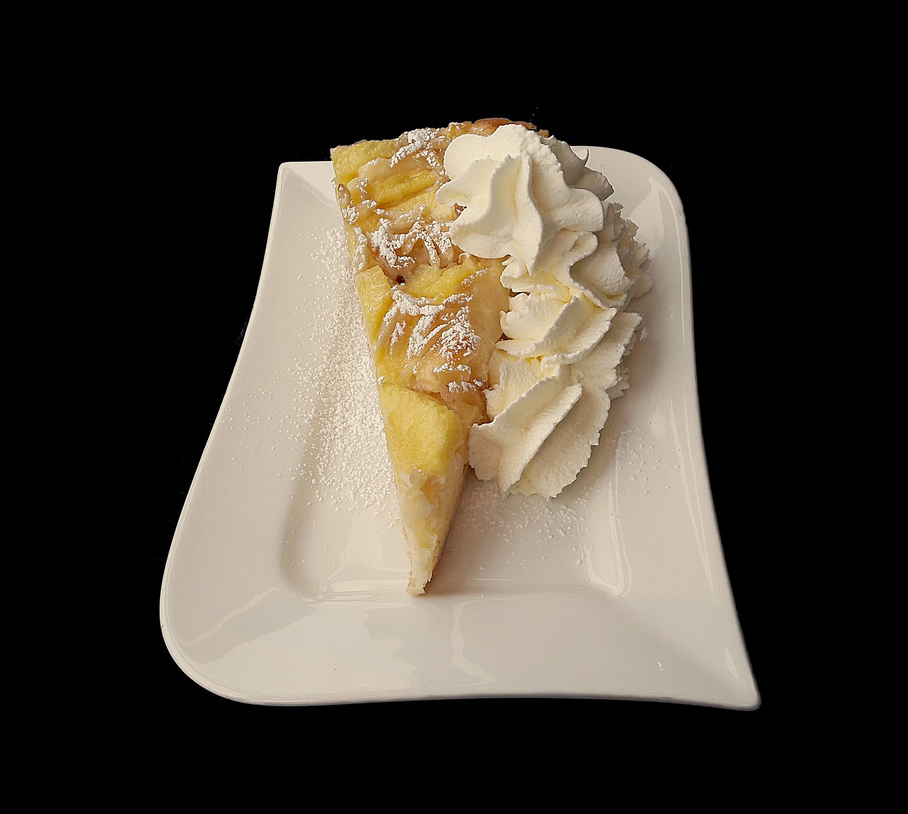 entdecken sie alles über apfelstrudel: ursprünge, traditionelle rezepte und tipps zur perfekten zubereitung des klassischen österreichischen desserts.