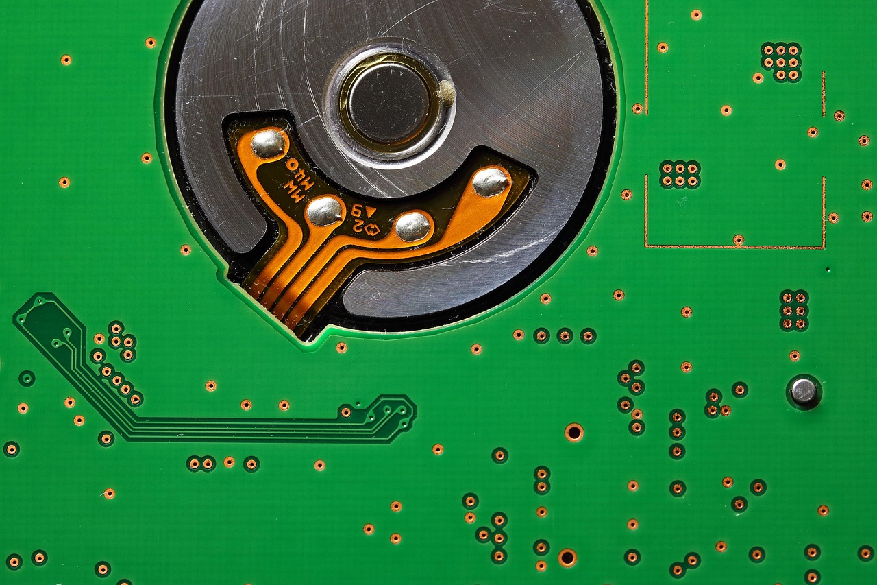 entdecken sie unsere auswahl an externen festplatten – perfekte speicherlösungen für ihre daten. ideal für backup, datentransfer und zusätzliche kapazität, kompatibel mit pc und mac. zuverlässig, schnell und sicher!