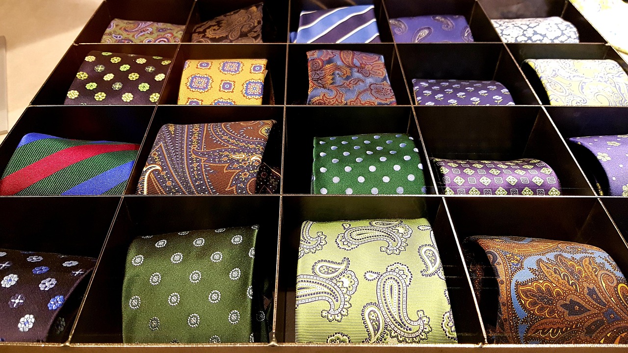 entdecken sie die neuesten modetrends 2024 und bleiben sie stilvoll informiert mit aktuellen looks, farben und must-haves der saison.